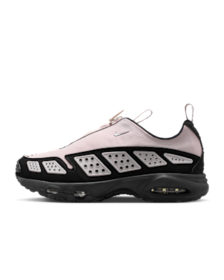 Nike Delivers “Platinum Violet” On The Air Max Sunder
