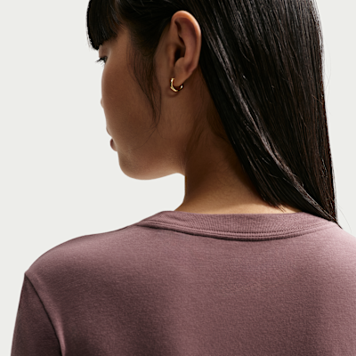 Nike Sportswear Chill Knit Women's Slim Long-Sleeve Cropped Top