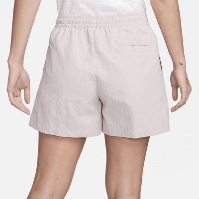 Short taille mi-haute 12,5 cm Nike Sportswear Everything Wovens pour femme