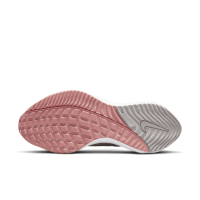 walking nike trainers