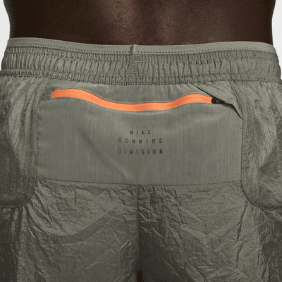 Shorts de correr Dri-FIT de 13 cm con forro de ropa interior para hombre Nike Stride Running Division