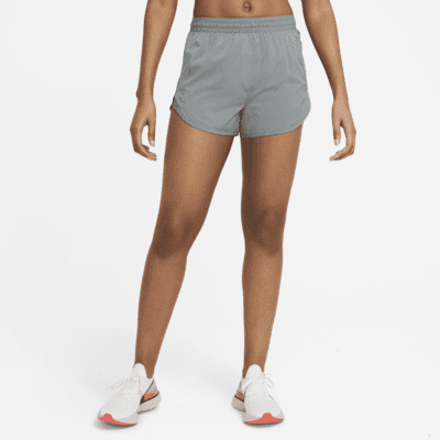 Женские шорты Nike Tempo Luxe для бега