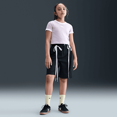 Nike Sportswear Older Kids' (Girls') Cropped T-Shirt