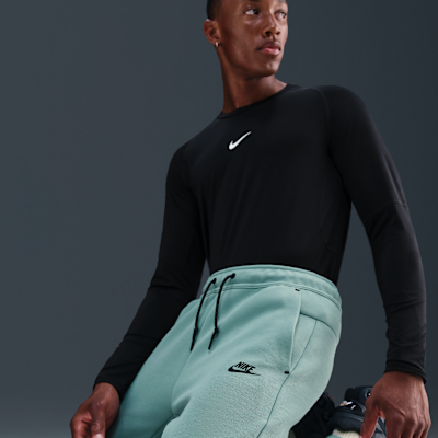 Joggers de tejido Fleece para hombre Nike Tech
