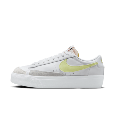 รองเท้าผู้หญิง Nike Blazer Low Platform