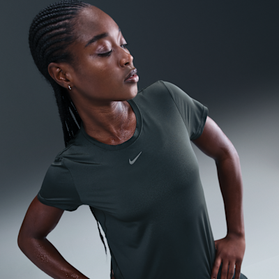 Nike One Classic Women's Dri-FIT Short-Sleeve Top