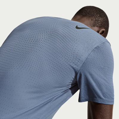 Nike AeroSwift Men's Dri-FIT ADV Short-Sleeve Running Top