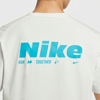 Nike Hyverse Men's Dri-FIT UV Short-Sleeve Top