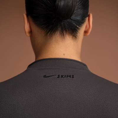 NikeSKIMS Vintage Seamless Women's Long-Sleeve Shrug
