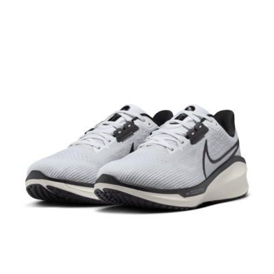 Tenis de correr en pavimento para hombre Nike Vomero 17