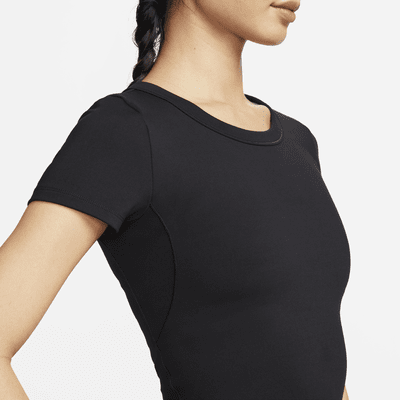 Nike One Fitted Women's Dri-FIT Short-Sleeve Cropped Top