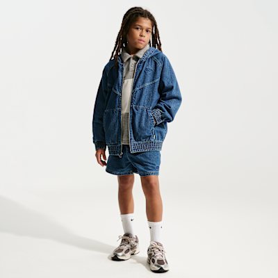 Nike Sportswear Collection hosszú cipzáras, kapucnis farmerkabát nagyobb gyerekeknek