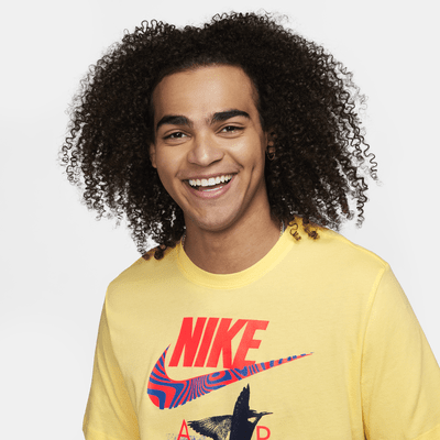 Nike Sportswear Men's T-Shirt