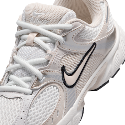 Tenis para niños grandes Nike V5 RNR