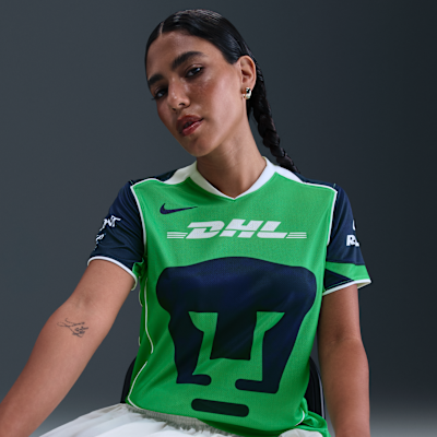 Jersey de fútbol Nike Dri-FIT Total 90 Replica de los Pumas UNAM alternativo 2025/26 Stadium para mujer