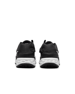 nike revolution fly ease