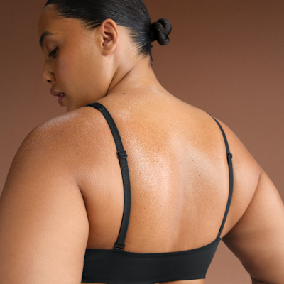 NikeSKIMS Shine Women's V-Neck Bra