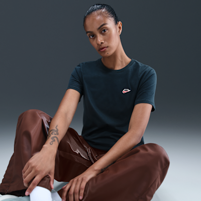 Nike Sportswear Women's T-shirt