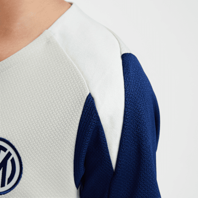 Inter Milan Strike Older Kids' Nike Dri-FIT Football Short-Sleeve Top