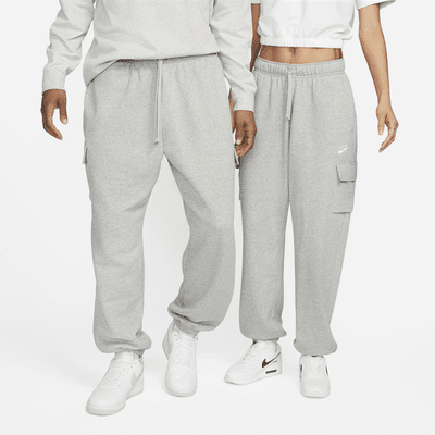 Pants de entrenamiento cargo oversized de tiro medio para mujer Nike Sportswear Club Fleece