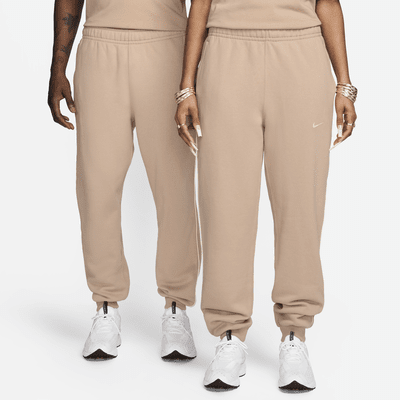Nike Essential Fleece Pant x NOCTA - Da3935-010 - Sneakersnstuff (SNS)