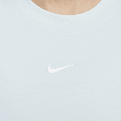 Nike Sportswear Essential Women's Slim Cropped T-Shirt