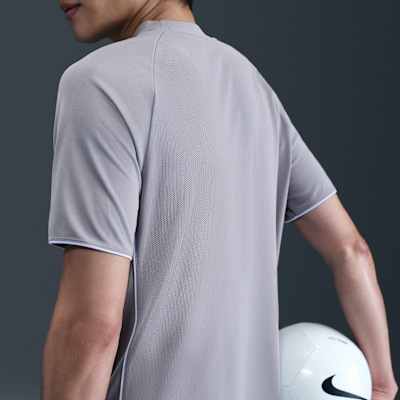 Nike Academy+ Men's Dri-FIT Short-Sleeve Football Shirt