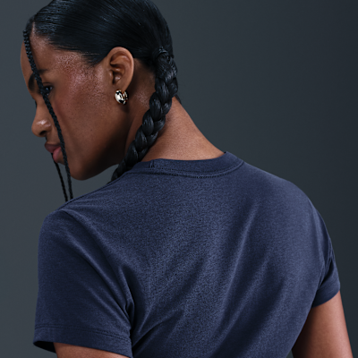 Nike Sportswear Chill Knit Women's Cropped T-Shirt