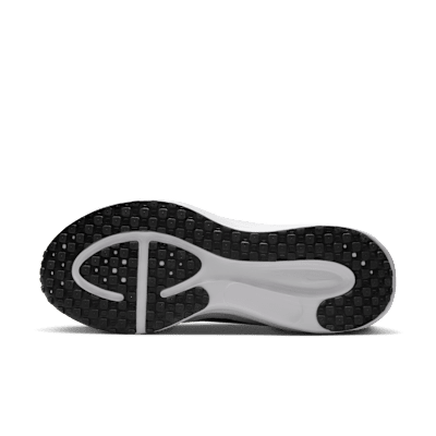 Nike Revolution 8 Straßenlaufschuh (Damen, extraweit)
