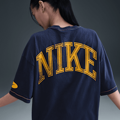 Nike Sportswear Women's Short-Sleeve T-Shirt