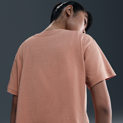 ナイキ スポーツウェア クラブ ウィメンズ ルーズ クロップド Tシャツ