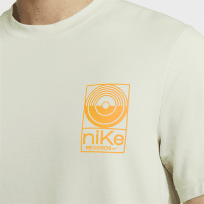 Nike Primary Studio '72 Men's Dri-FIT Short-Sleeve Versatile Top