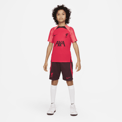 Liverpool F.C. Strike Older Kids' Nike Dri-FIT Short-Sleeve Football Top