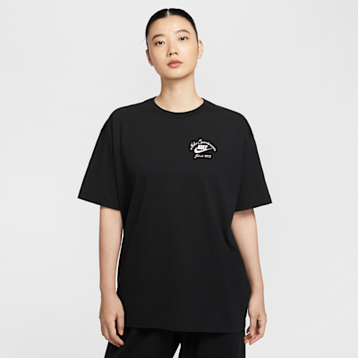 Nike Sportswear Women's Oversized T-Shirt