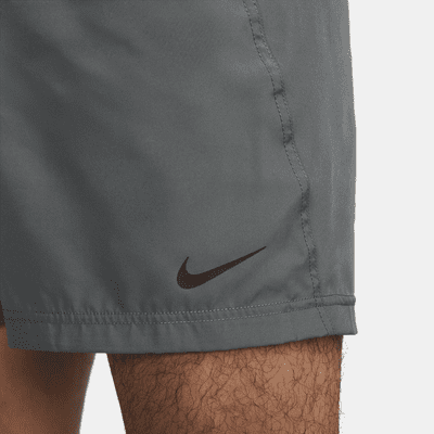 กางเกงขาสั้นอเนกประสงค์ 7 นิ้วไม่มีซับในผู้ชาย Nike Dri-FIT Form