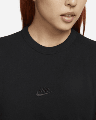 Nike Sportswear Premium Essentials