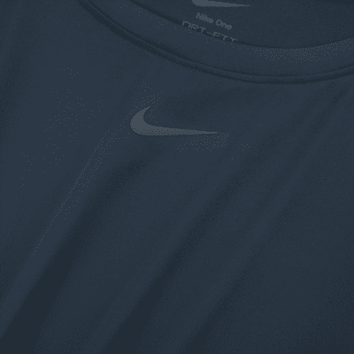 เสื้อแขนยาวผู้หญิง Dri-FIT Nike One Classic