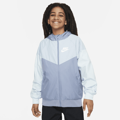 Nike Sportswear Windrunner lockere, hüftlange Jacke mit Kapuze für ältere Kinder (Jungen)