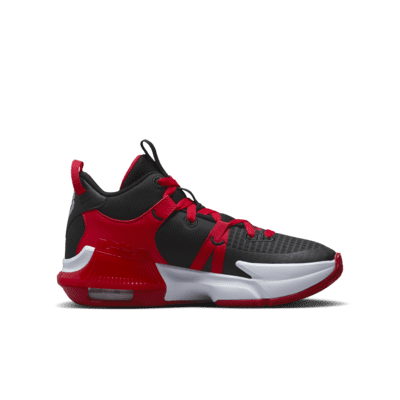 LeBron Witness 7 Older Kids' Basketball Shoes