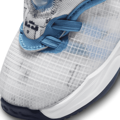 Calzado para bebé e infantil LeBron 19