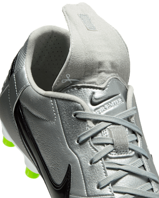 Nike Premier 3