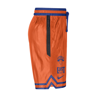 New York Knicks Courtside Men's Nike Dri-FIT NBA Graphic Shorts