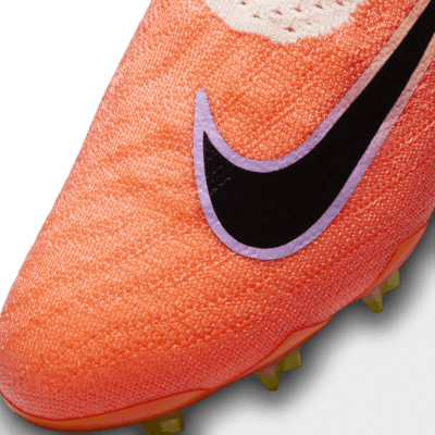 Calzado de fútbol de perfil alto para terreno firme Nike Phantom GX Elite