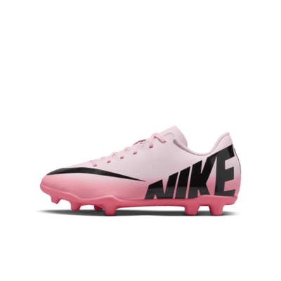 Tacos de fútbol MG de corte low para niños de preescolar y grandes Nike Jr. Mercurial Vapor 15 Club