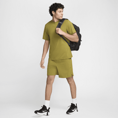 Shorts versátiles sin forro Dri-FIT de 18 cm para hombre Nike Unlimited