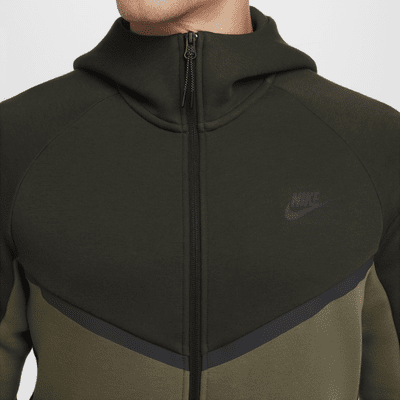 Nike Tech Windrunner hettejakke til herre