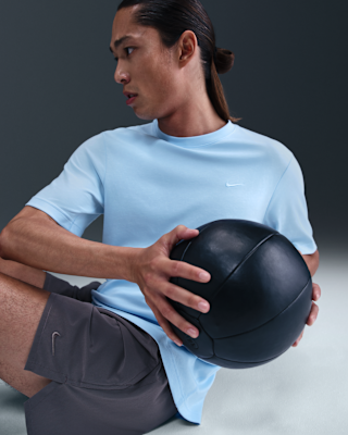 Nike Dri-FIT Primary