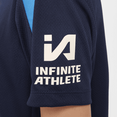 Pleteninové fotbalové tričko Nike Dri-FIT Chelsea FC Strike s krátkým rukávem pro větší děti