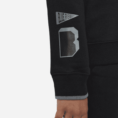 Nike Sportswear Big Kids' (Boys') Amplify Sweatshirt