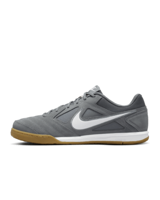 Nike  sneaker 